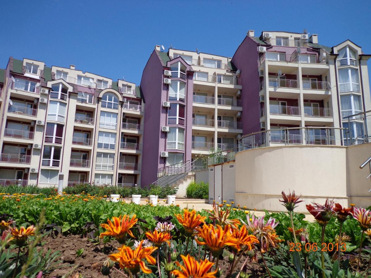 Kavarna Hills Apartments Eksteriør billede