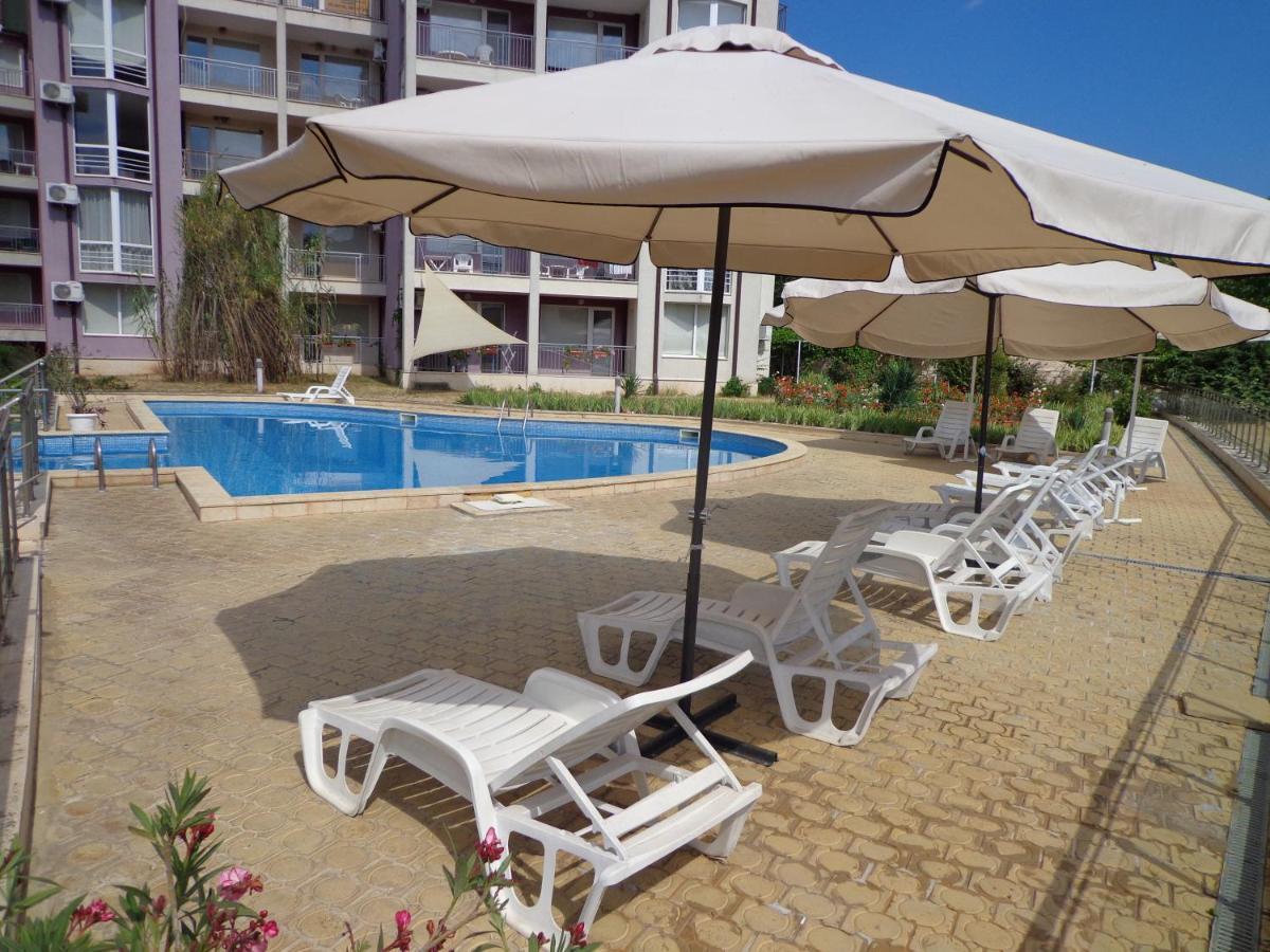 Kavarna Hills Apartments Eksteriør billede