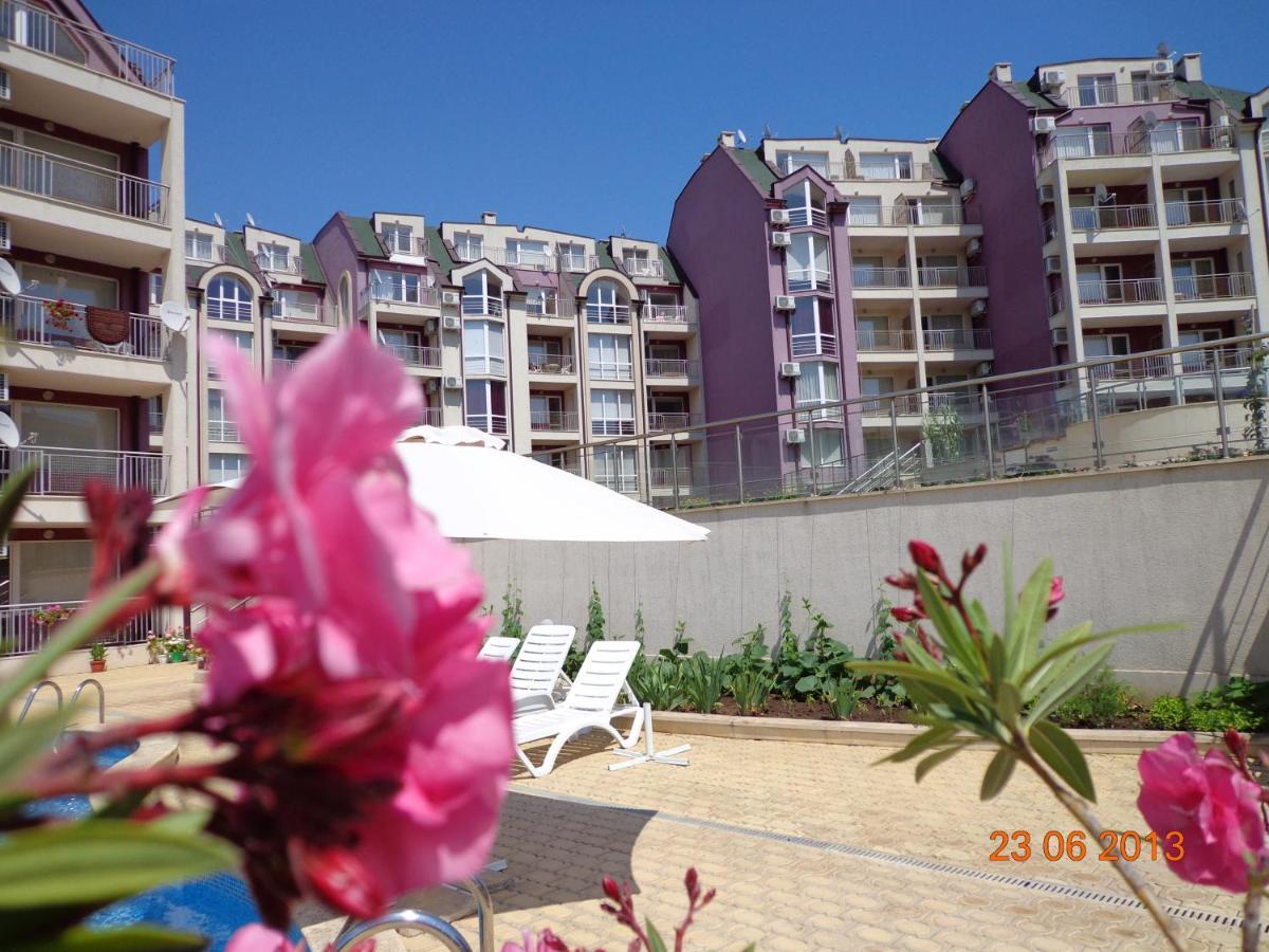 Kavarna Hills Apartments Eksteriør billede