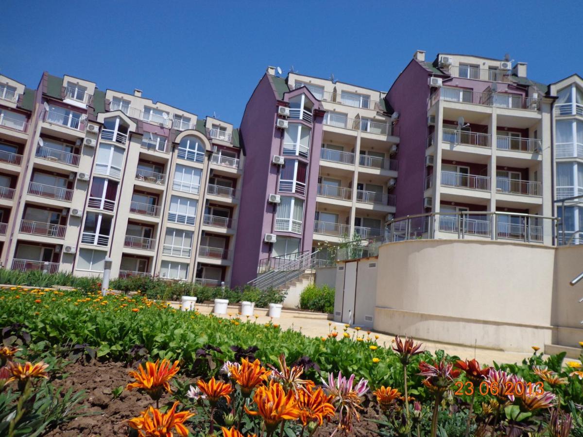 Kavarna Hills Apartments Eksteriør billede